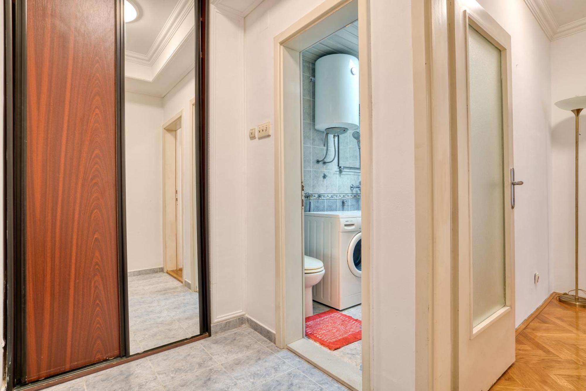 Azurium Apartment *