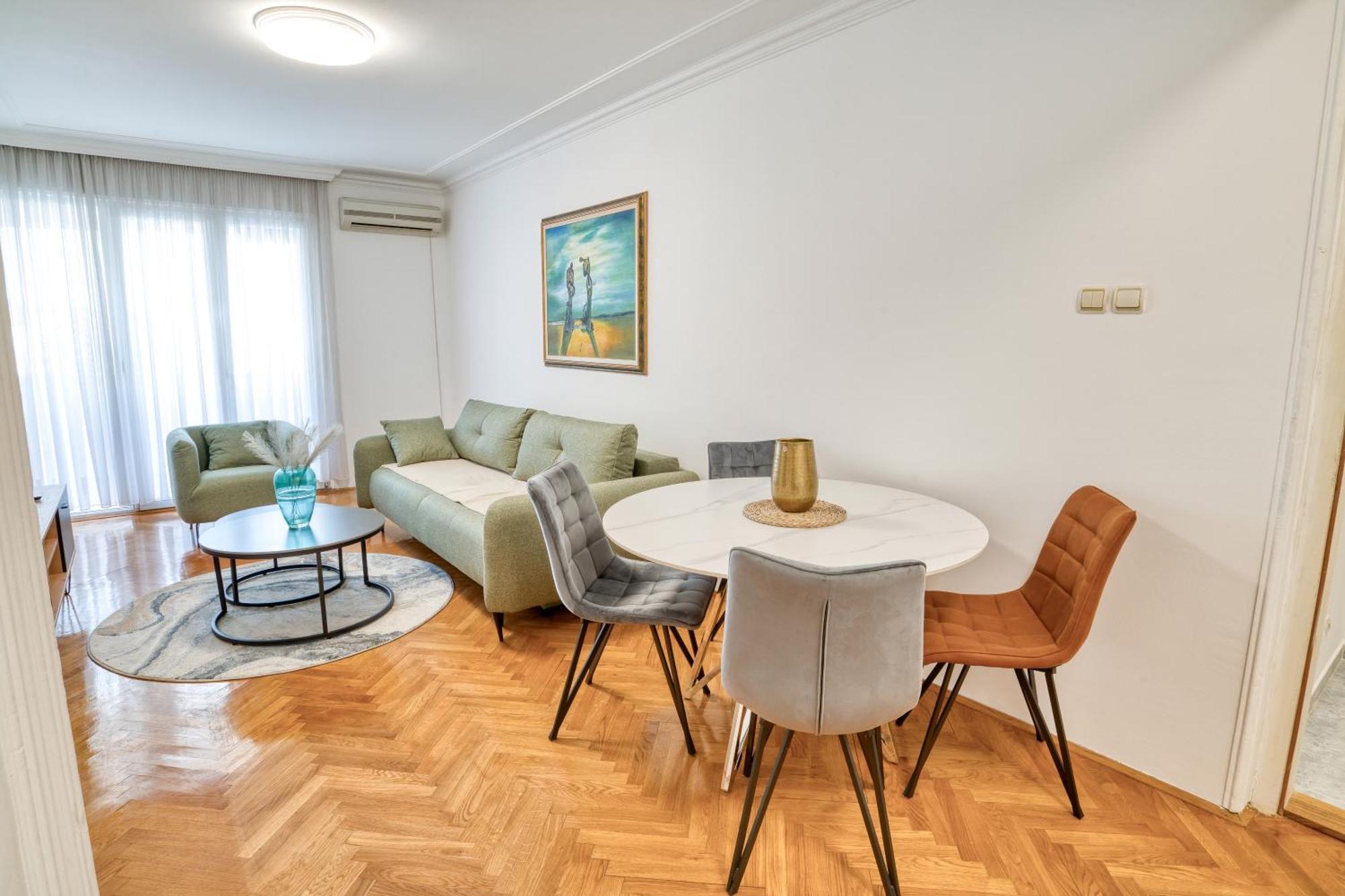 Apartment Azurium Budva
